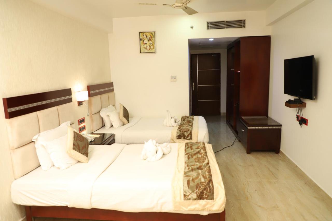 Republic Hotel Патна Экстерьер фото