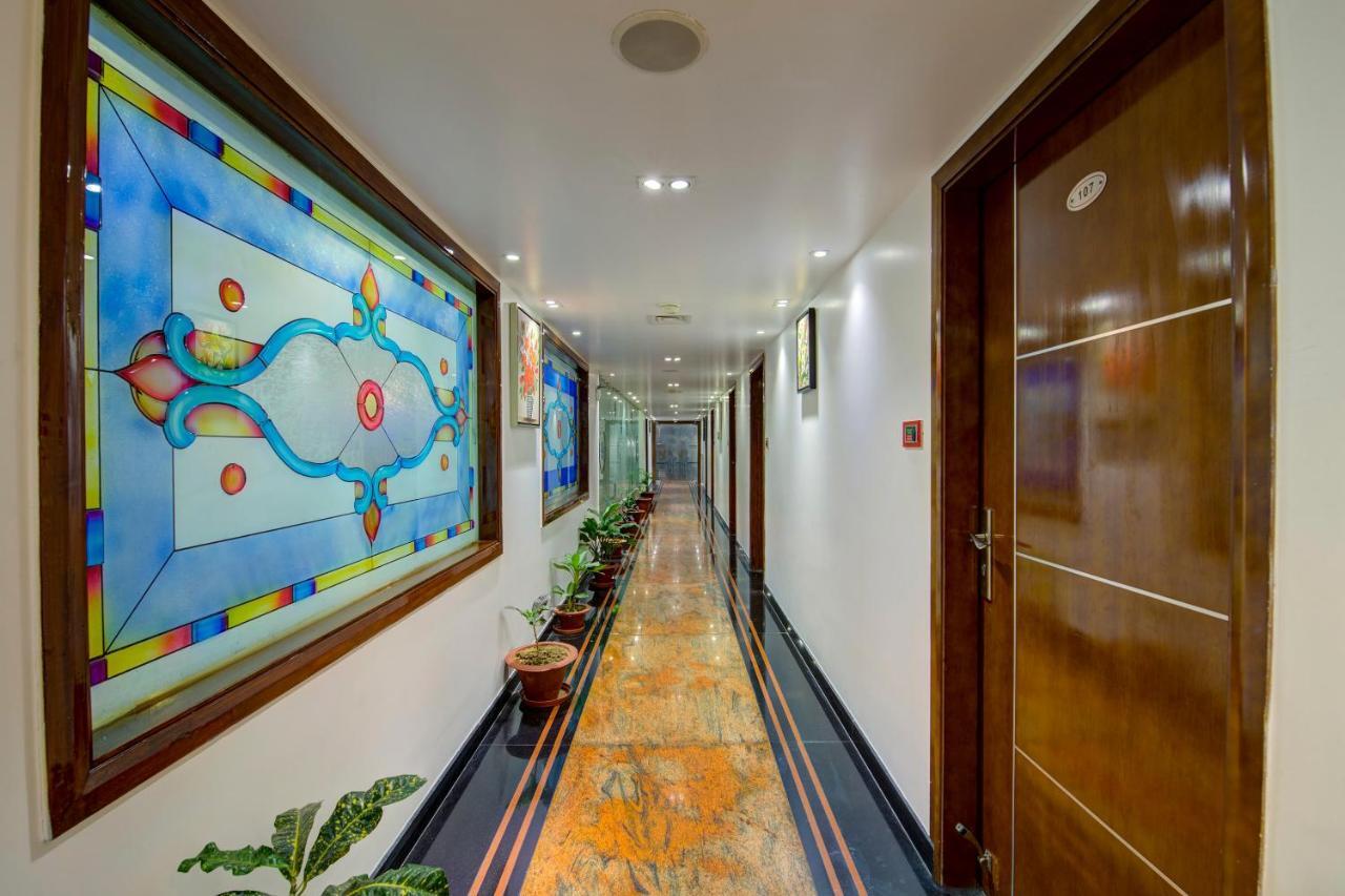 Republic Hotel Патна Экстерьер фото